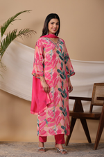 Digital print V neck suit set in pure crepe with lining