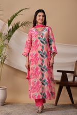 Digital print V neck suit set in pure crepe with lining