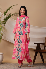 Digital print V neck suit set in pure crepe with lining