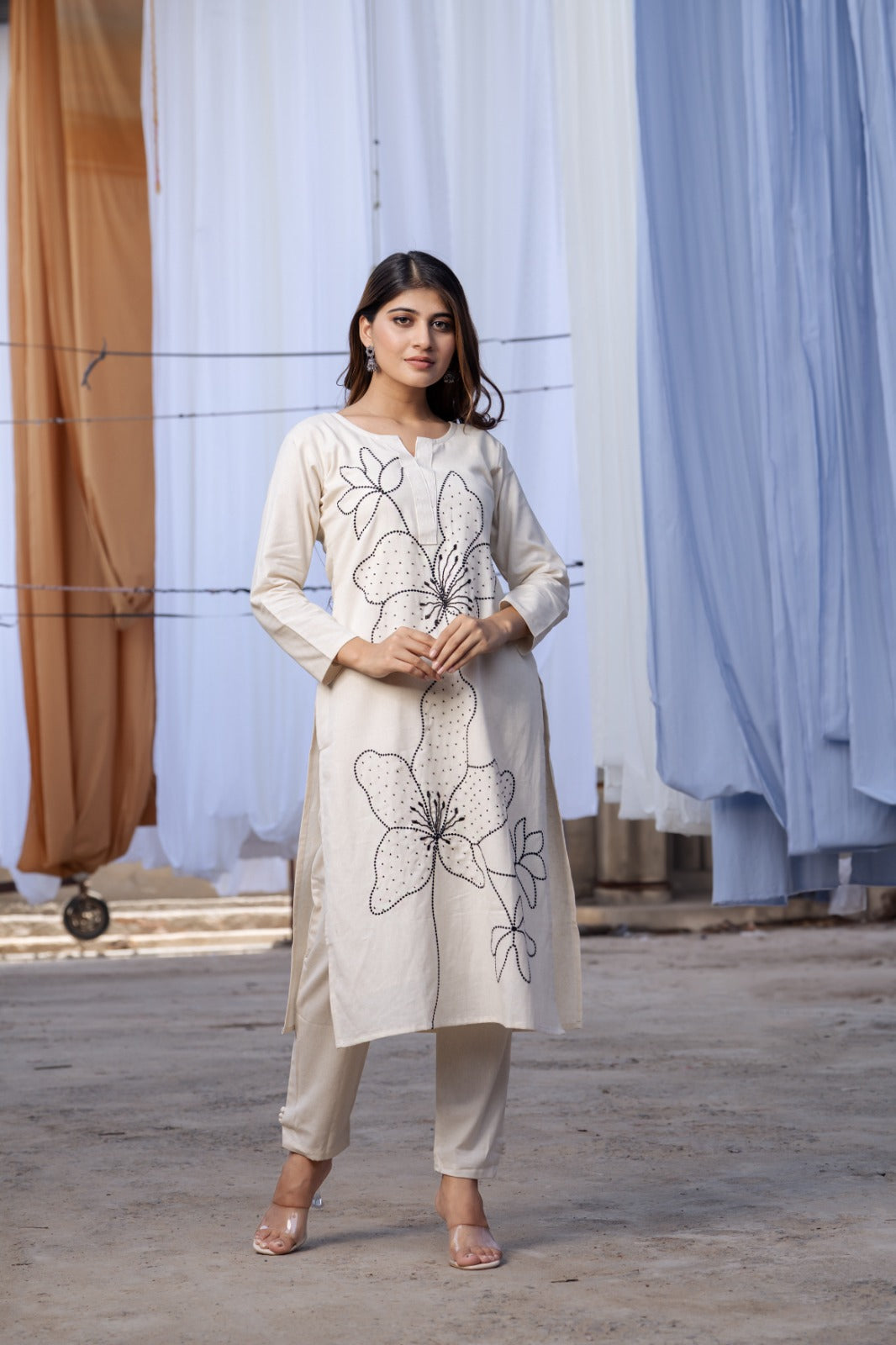 Beautiful flex kurta pant with gorgeous embroidery on it