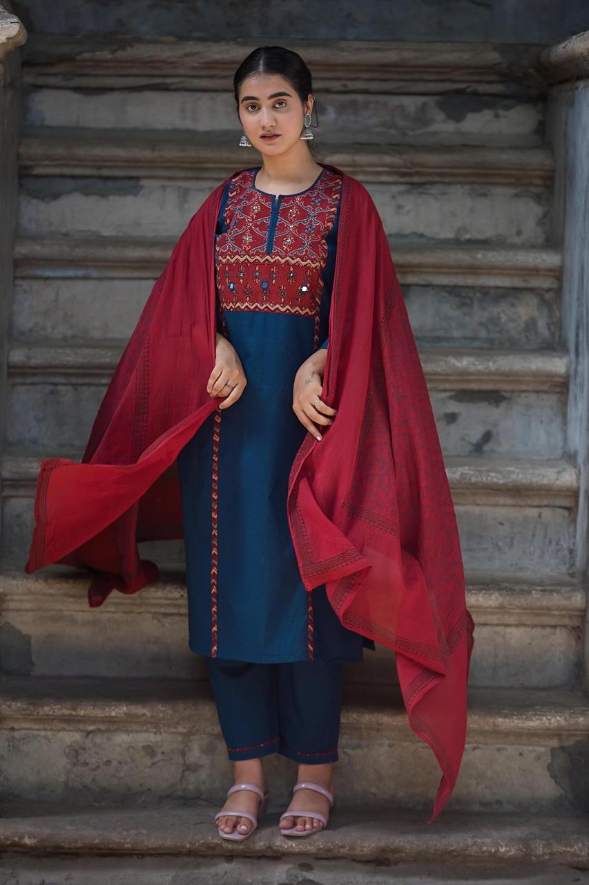 Beautiful cotton suit set with contrast dupatta