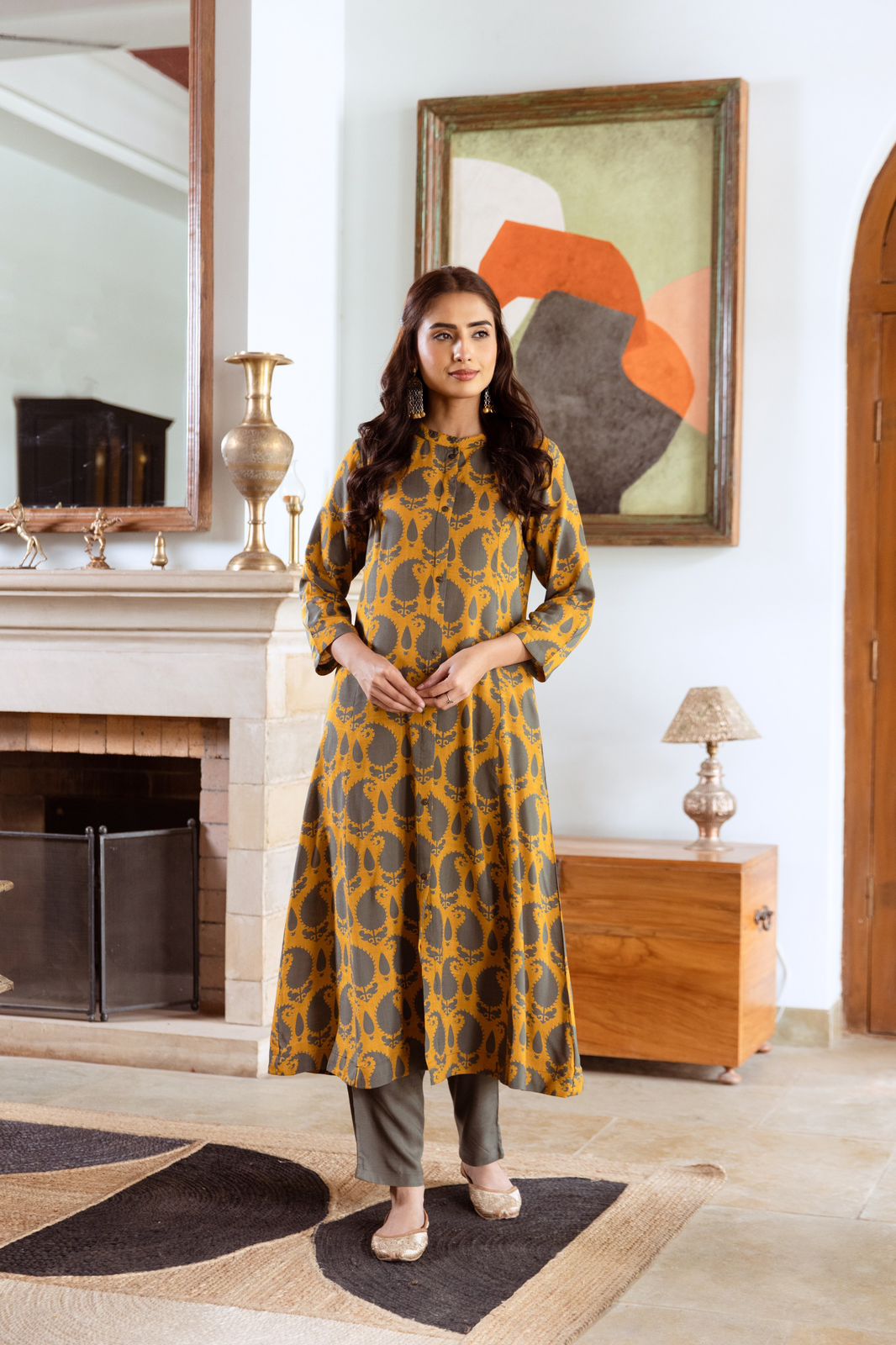 Pretty premium flex cotton kurta pant in princess cut! Both kurta and pant comes with pocket