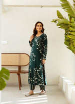 Heavy rayon V neck stylish kurta pant in green colour