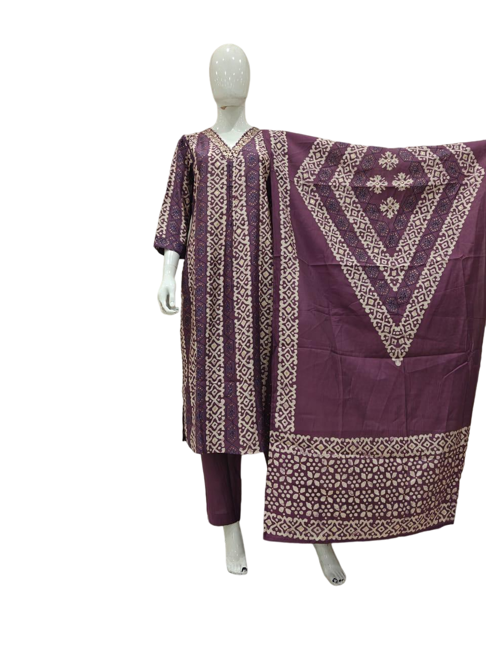 Beautiful muslin batik suit set