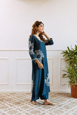 Heavy rayon V neck digital printed kurta pant