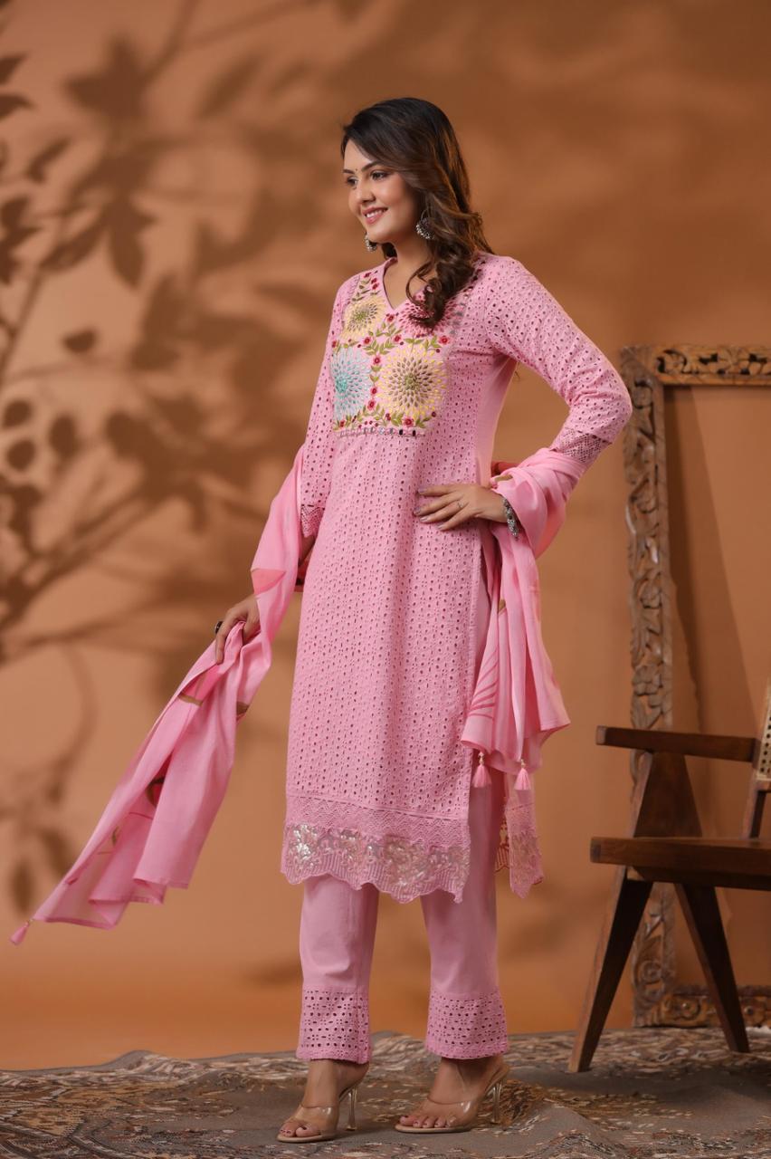 Gorgeous shifli pink suit !! Wow wala piece