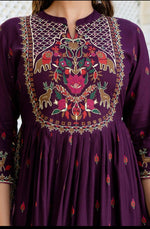 Pretty heavy rayon kurta pant in wine colour