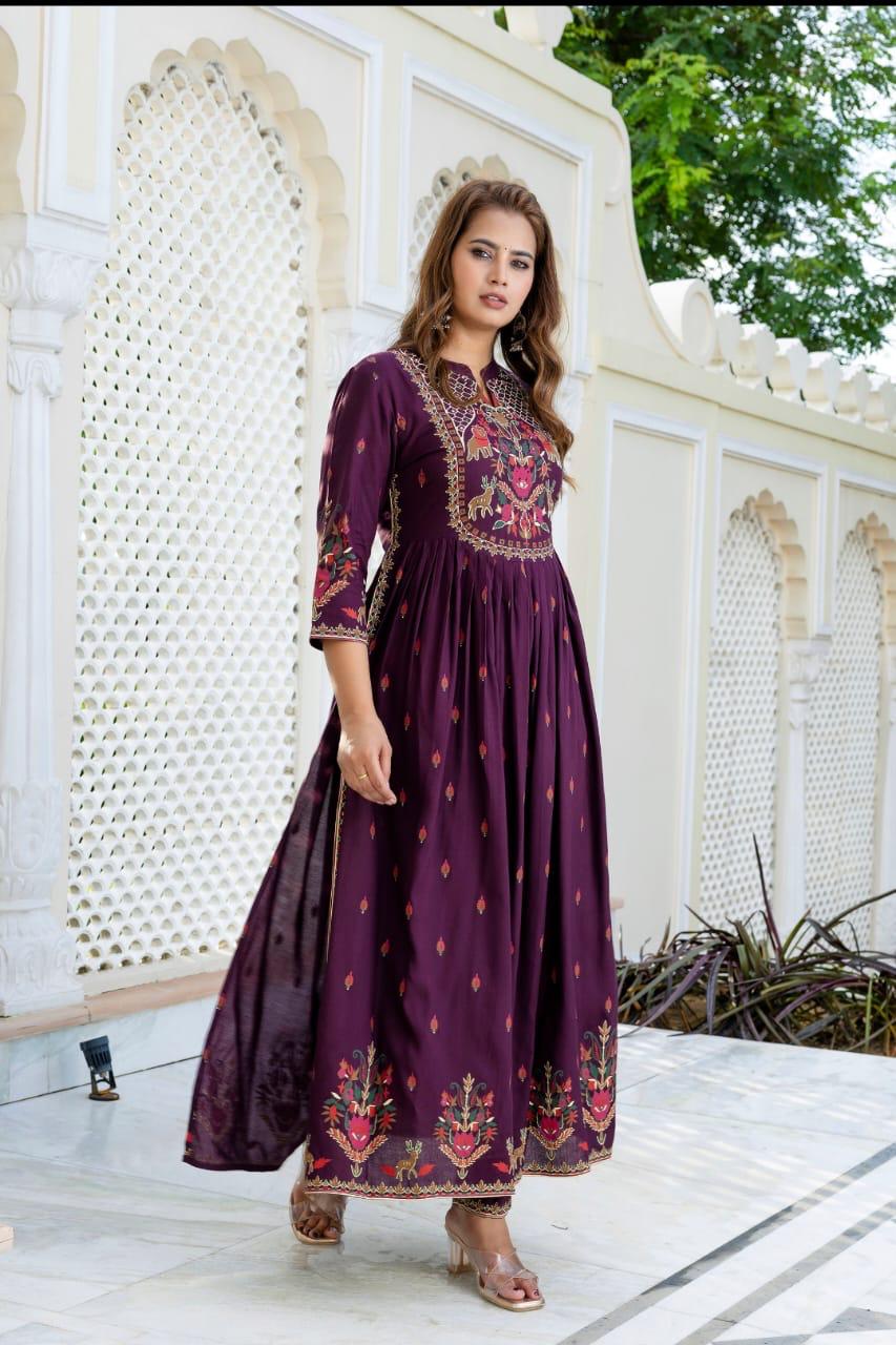 Pretty heavy rayon kurta pant in wine colour