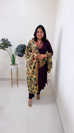 Pretty V neck muslin suit paired with kalamkari dupatta