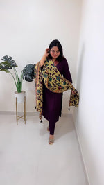 Pretty V neck muslin suit paired with kalamkari dupatta