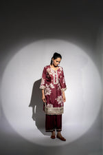 Pretty silk with lace detailing kurta pant