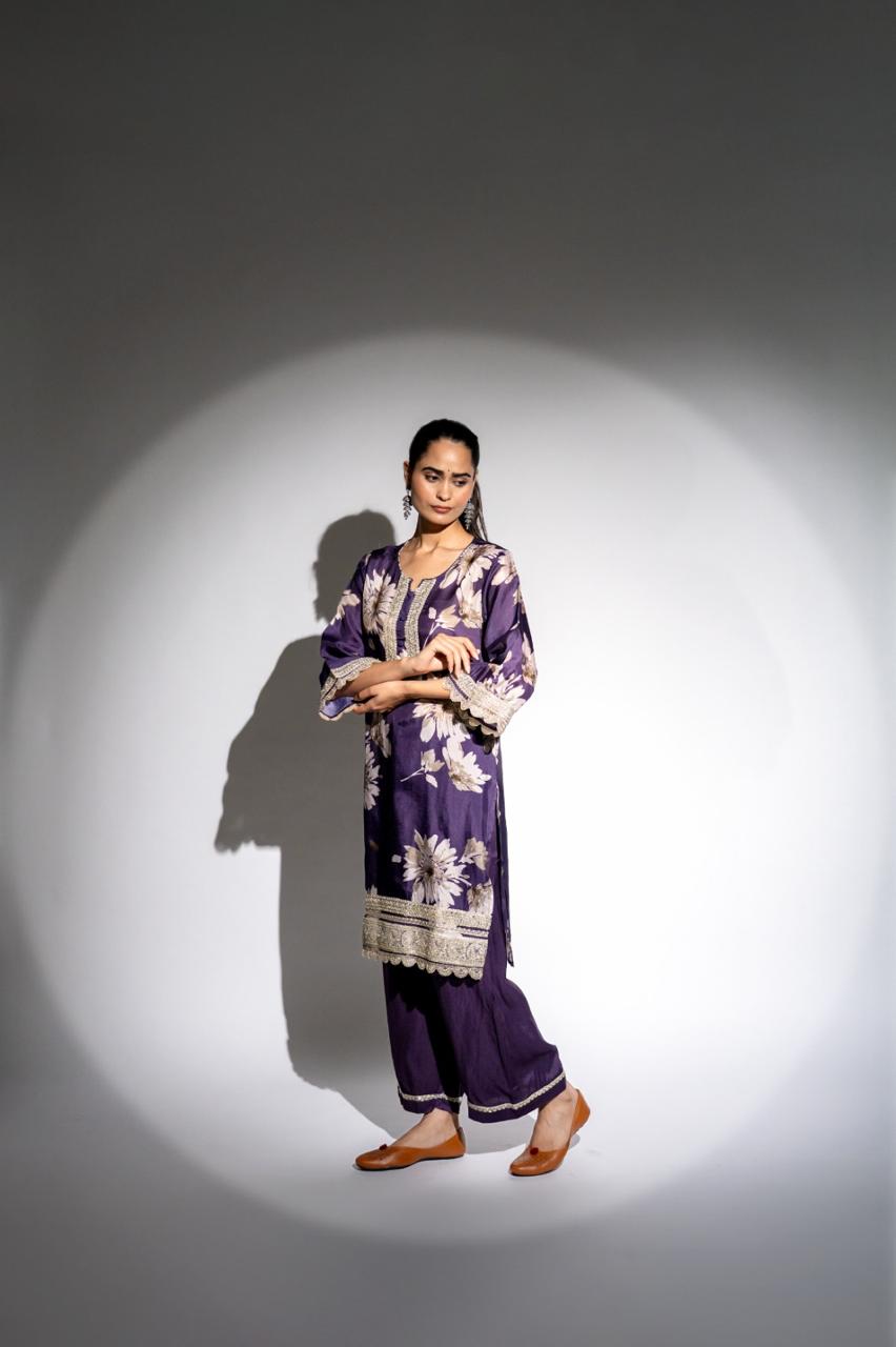 Pretty silk with lace detailing kurta pant