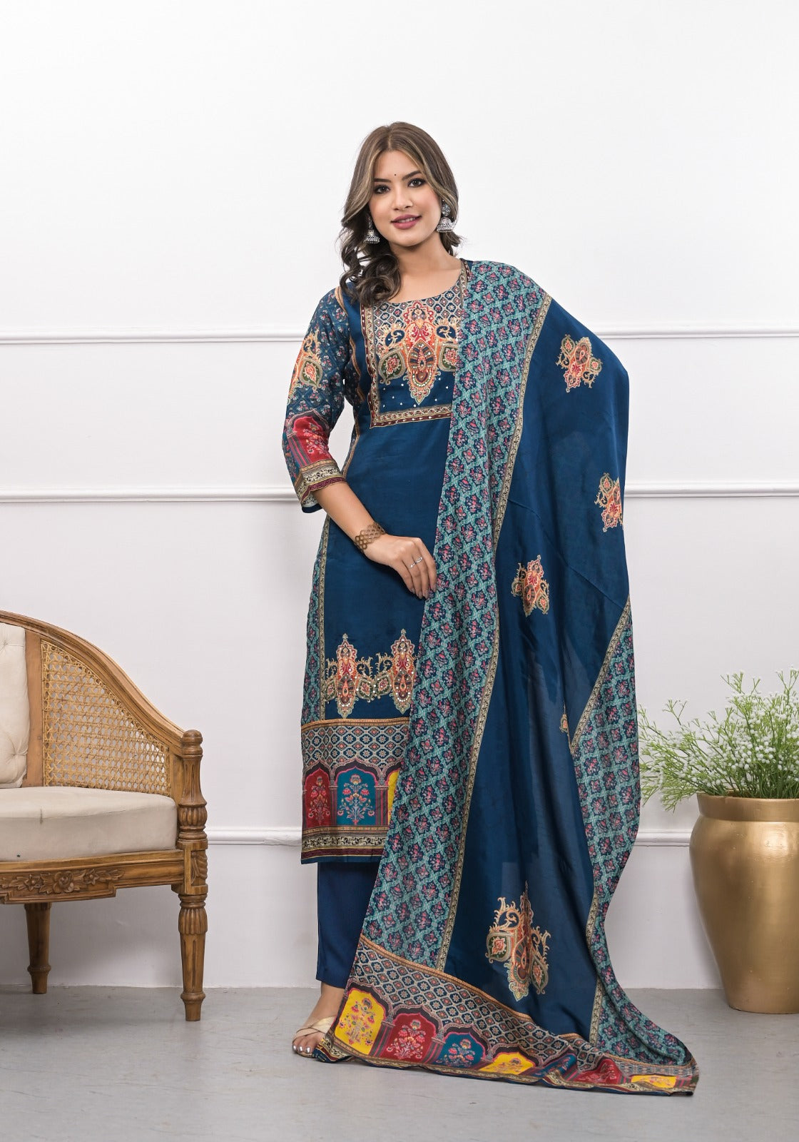 Pretty dola silk suit set