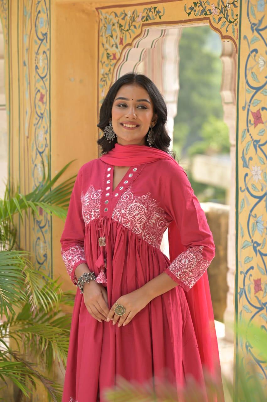 Pretty cotton Alia cut suit set