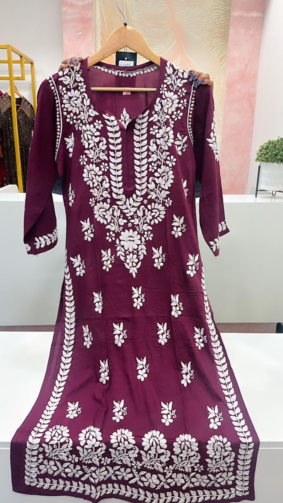 Pretty chikankari kurta