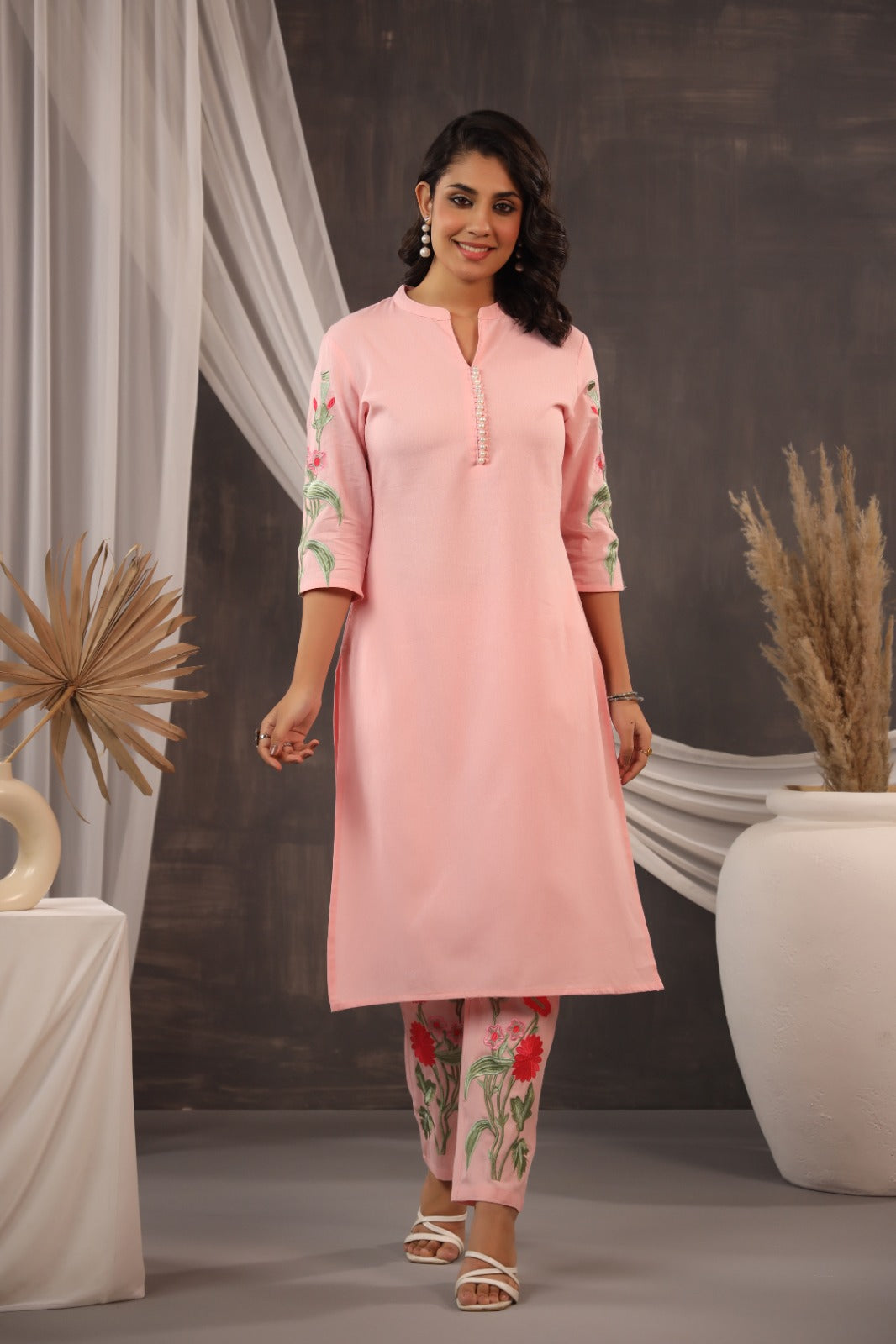 Embroidered kurta pant in cotton