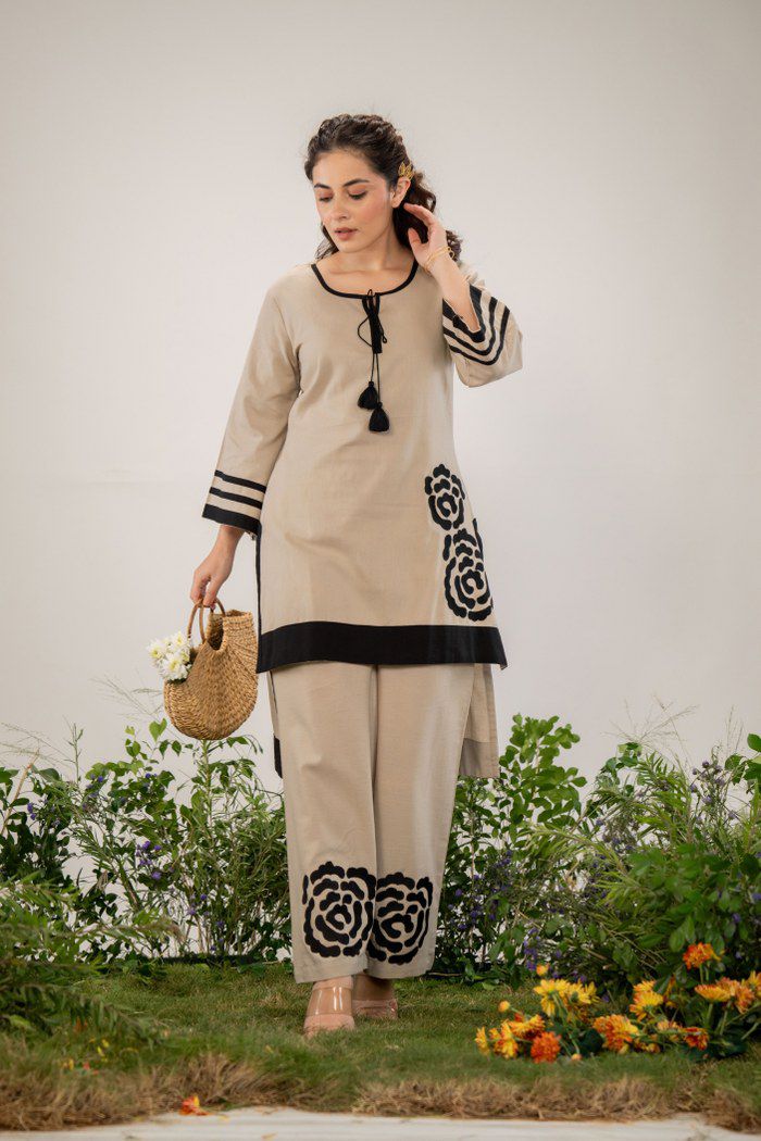 Stylish embroidered cotton co ord (it is same length from both sides)