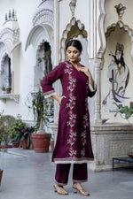 V neck embroidered designer kurta pant