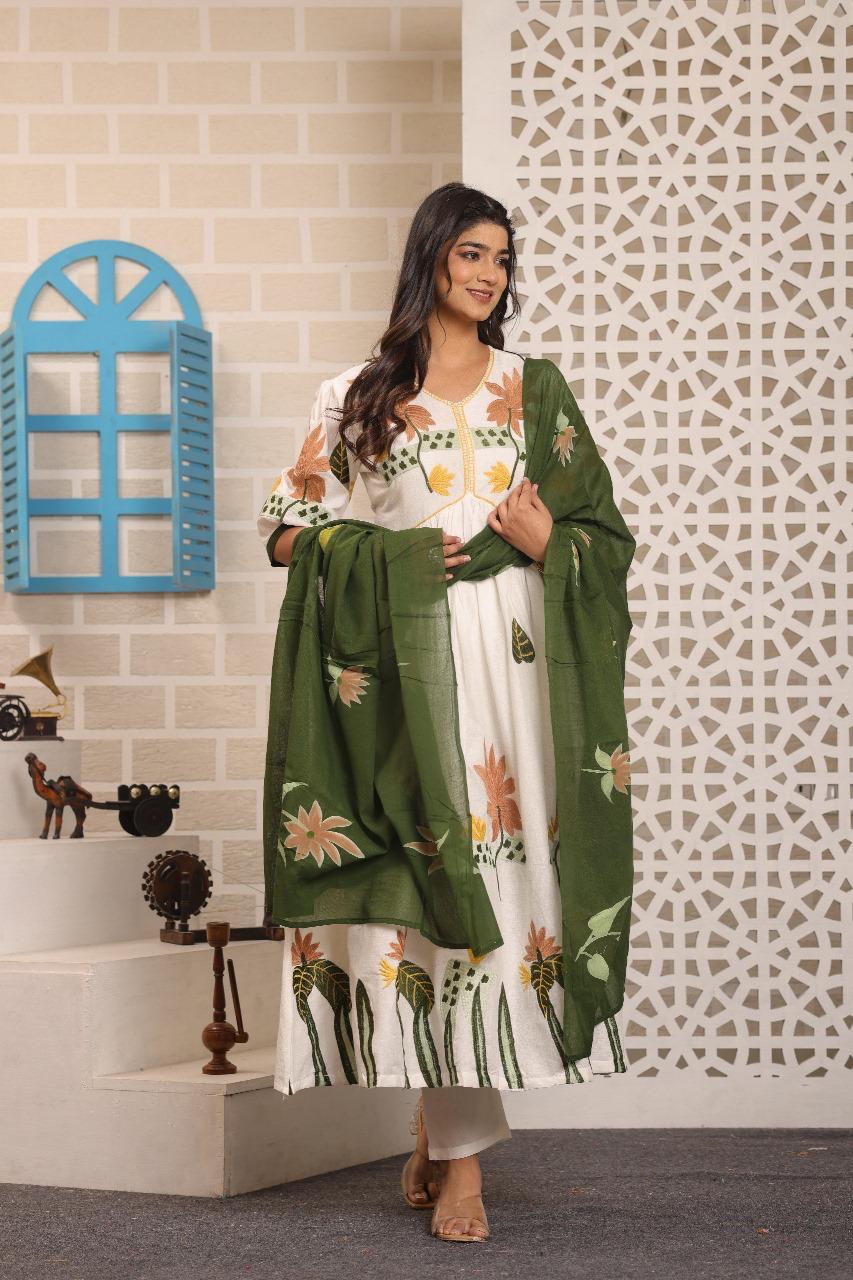 Alia cut embroidered full suit set