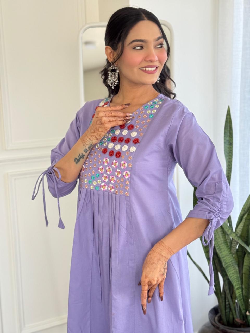 Fully embroidery kurta pant with stylish hands in purple