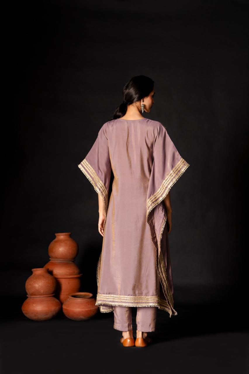 Pretty muslin kaftan set