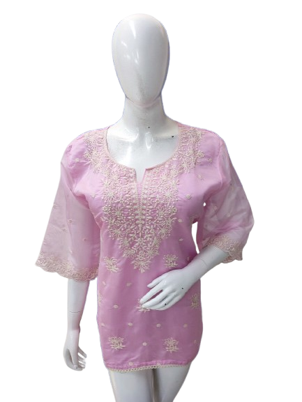 Pretty orgenza chikankari short top in lilac