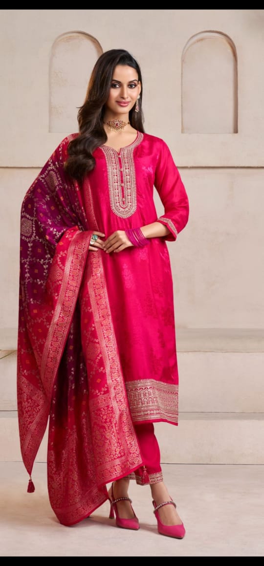 Premium fully weaved silk suit with zari detailing! A must buy