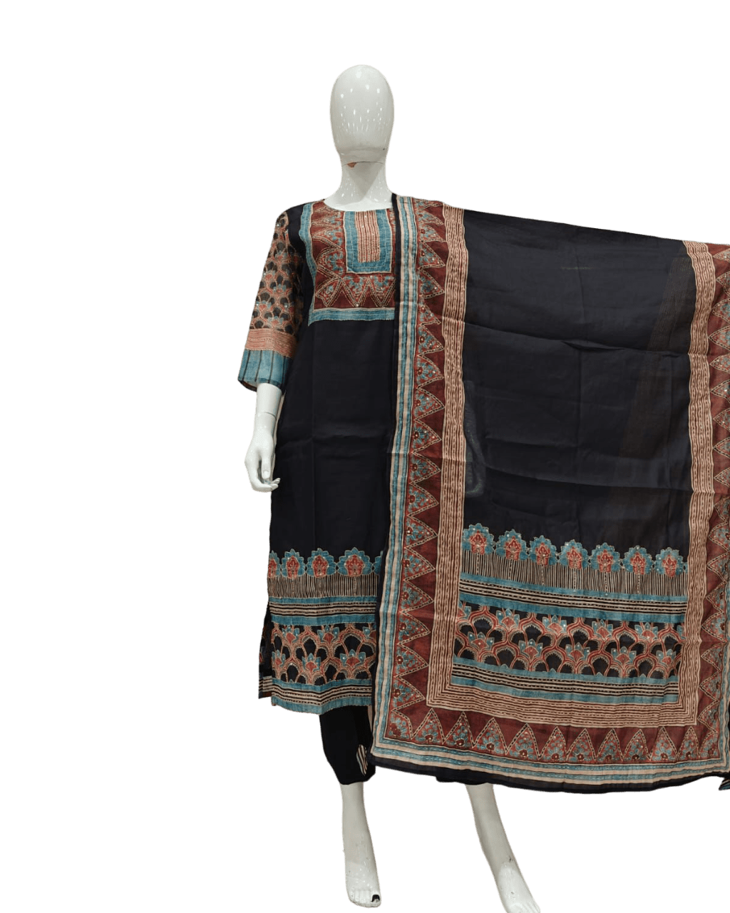 Heavy chanderi silk suit set with katha stitch detailing all over